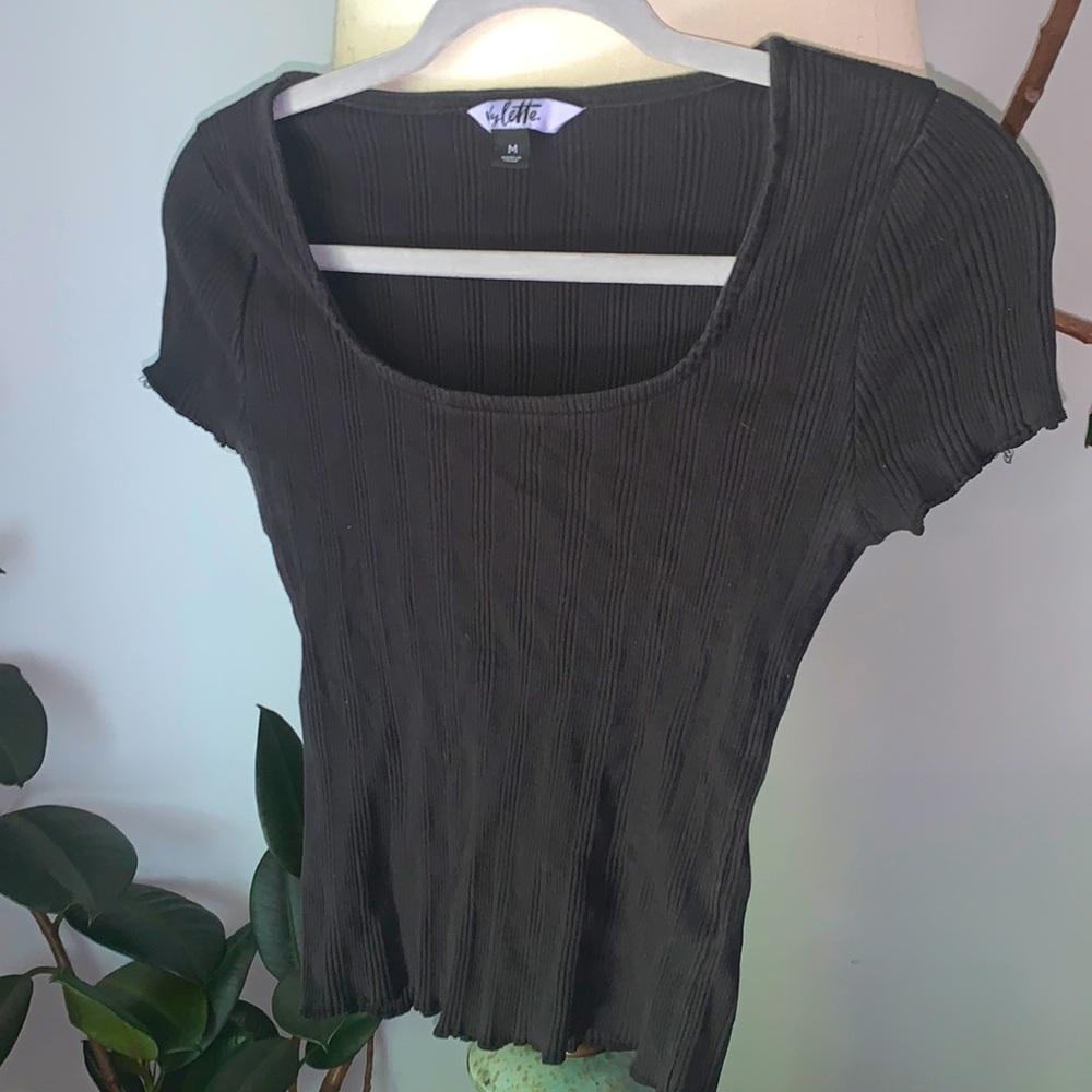 Short Sleeve Crop Top